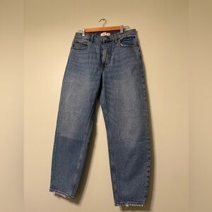 NWOT Abercrombie 80s mom jeans high rise size 10